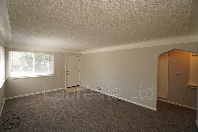 Foto del edificio - 4805 W 14th Ave