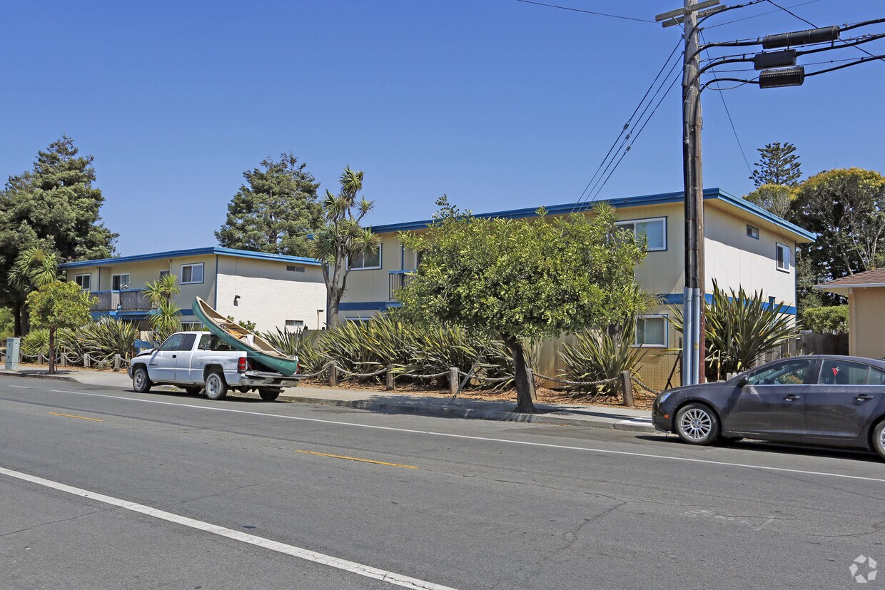 Foto del edificio - 526-528 California Ave