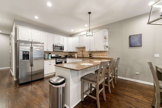 Foto del edificio - 1909 S Michigan Ave