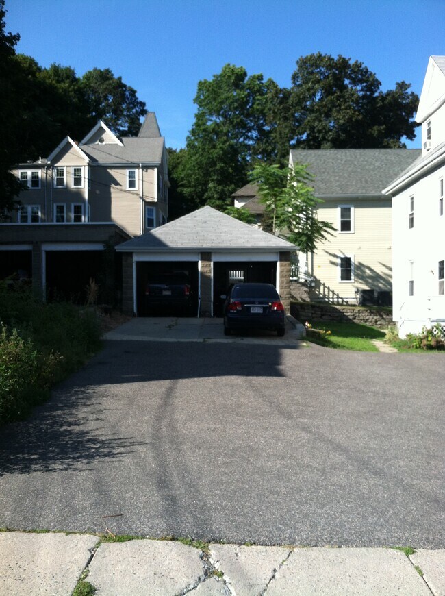 Foto del edificio - 129 Brooks St