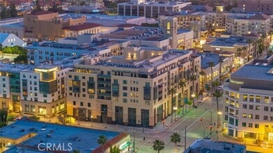 Building Photo - 39 S Los Robles Ave