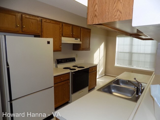 Building Photo - 2 br, 2 bath House - 713 Mashie Court