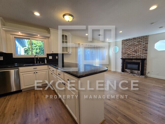 Foto del edificio - Newly Updated Home In Great Neighborhood -...