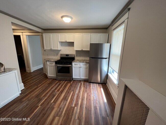 Building Photo - 1084 Wendell Ave