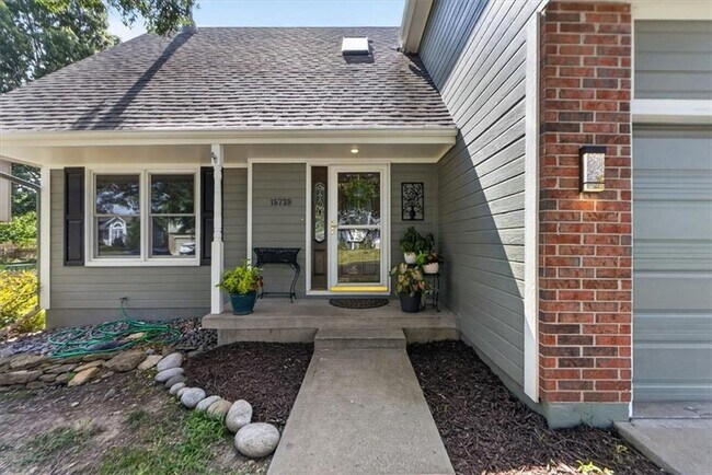 Foto del edificio - 15739 Horton Ln