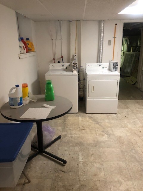 Foto del edificio - 323 S 46th St