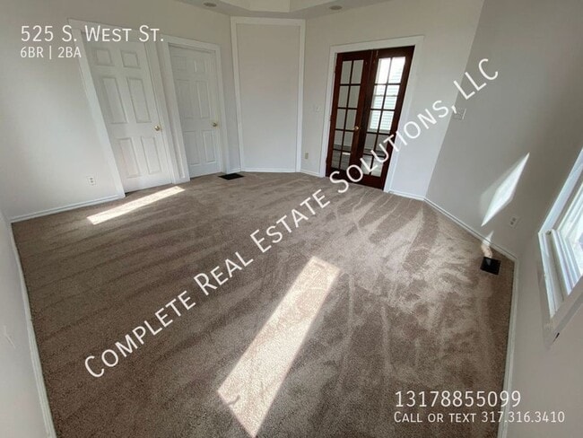 Building Photo - 525 S West St