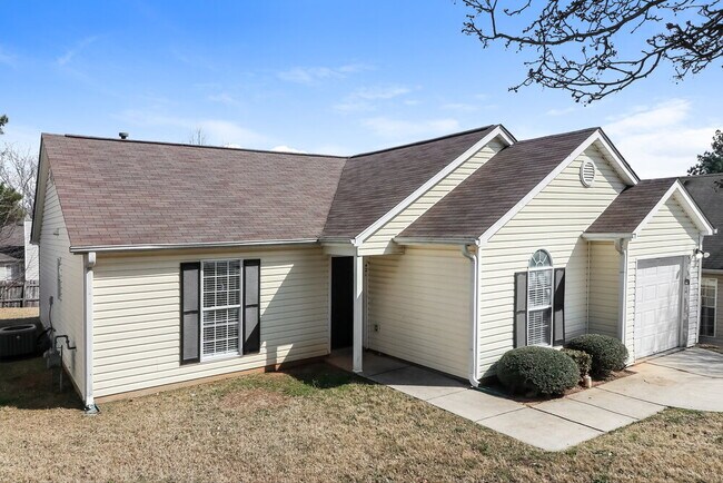Foto del edificio - 421 Eagles Nest Way