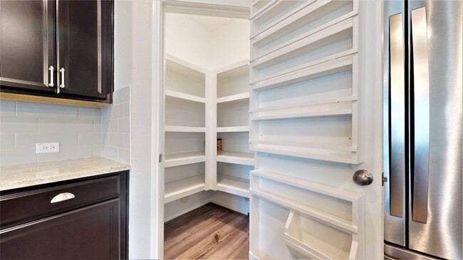 Foto del edificio - 1014 Barstow Dr