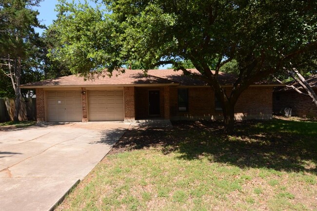 Building Photo - 1804 Dixie Ln