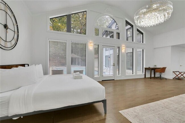 Foto del edificio - 3018 W Pine Valley Rd NW