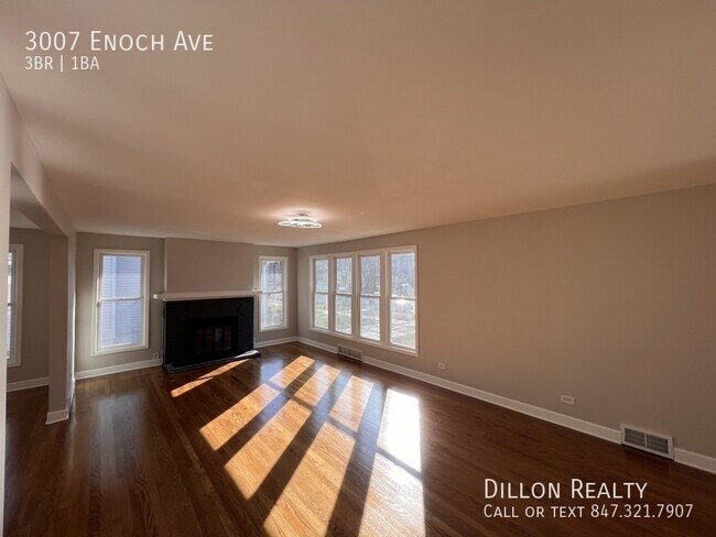 Foto del edificio - 3007 Enoch Ave