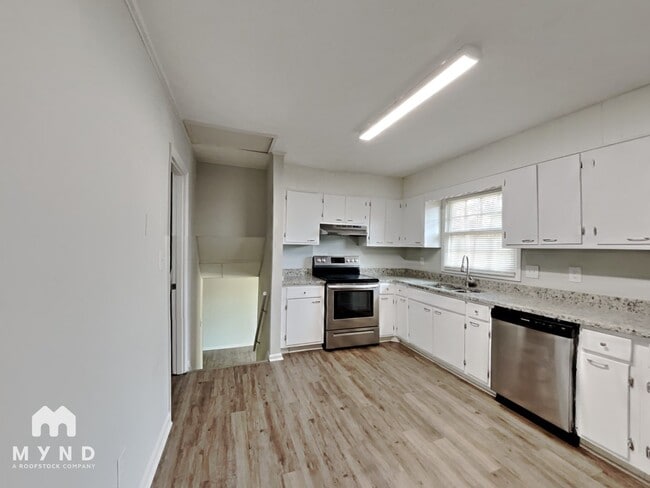 Foto del edificio - 170 Chesterfield Ct SW