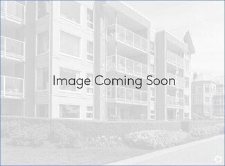 Building Photo - 565 Beach