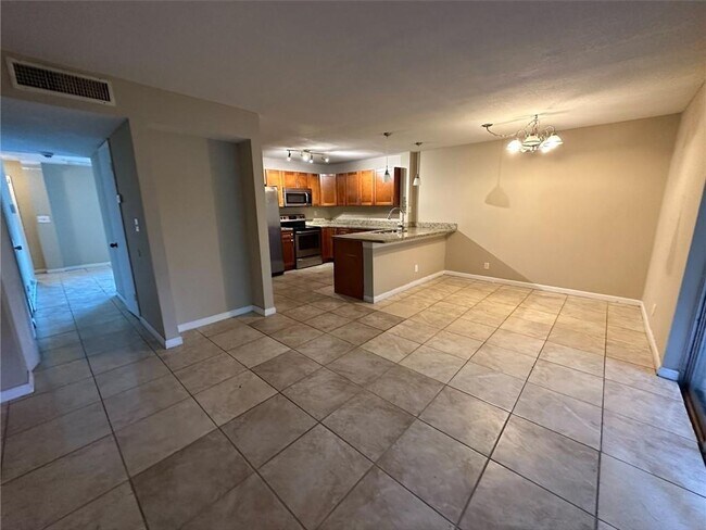 Foto del edificio - 5614 Blueberry Ct