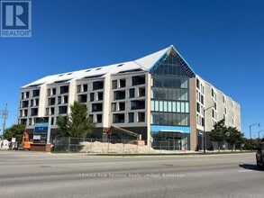 Building Photo - 31-431 Huron St