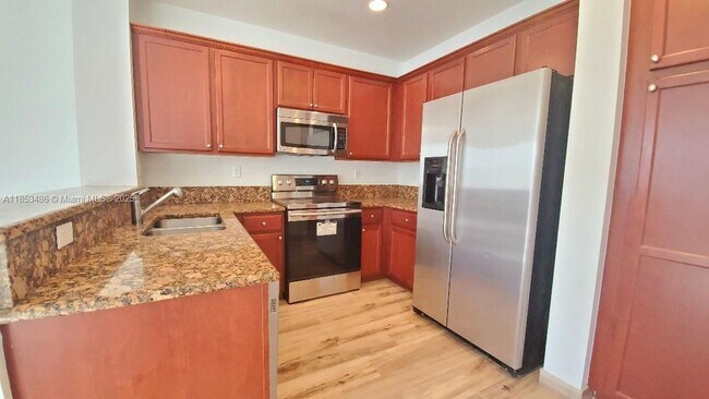 Building Photo - 265 Las Brisas Cir