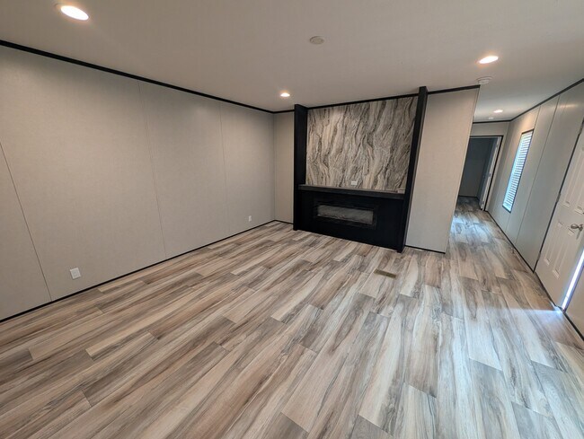 Foto del edificio - 3611 Rice Mine Rd NE