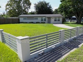 Building Photo - 399 Toccoa Rd