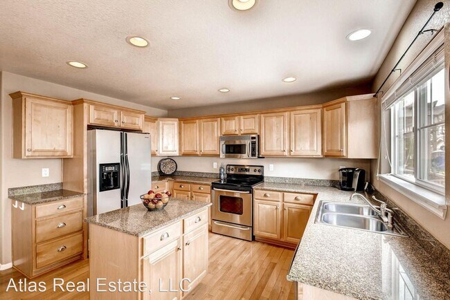 Building Photo - 4 br, 4 bath House - 12839 Ventana Street