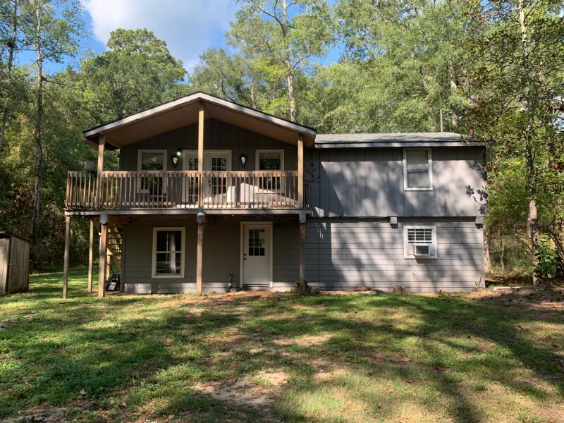 Primary Photo - 31571 Huffman Cleveland Rd