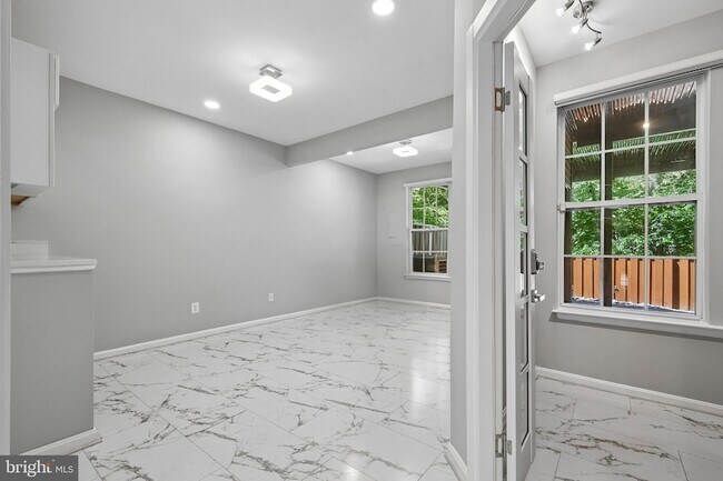 Building Photo - 21534 Iredell Terrace