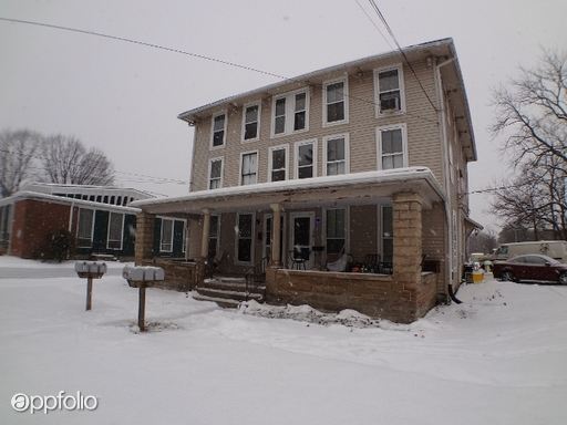Primary Photo - 134 N Main St