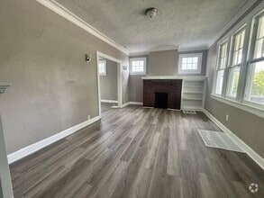Building Photo - 827 Fairwood Ave