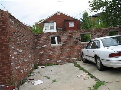 Building Photo - 3928 Dunnica Ave