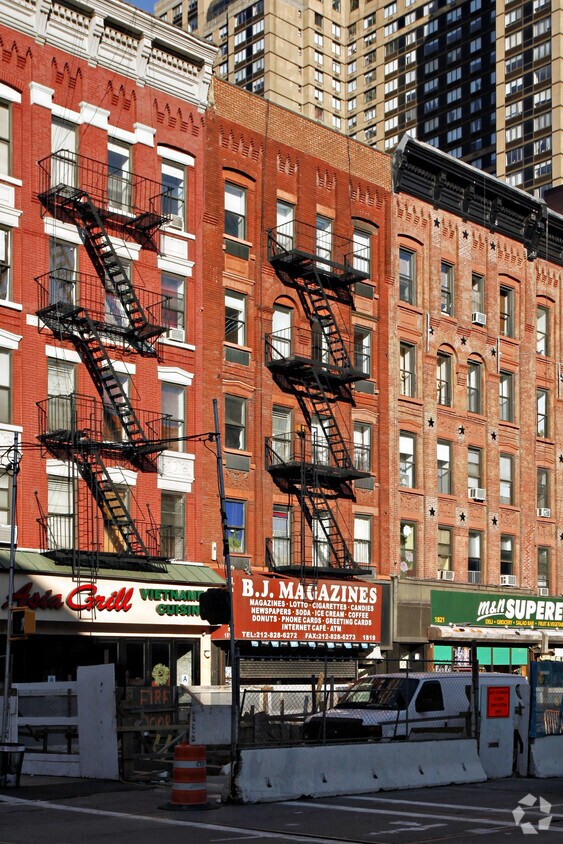 Primary Photo - 1819 Second Ave