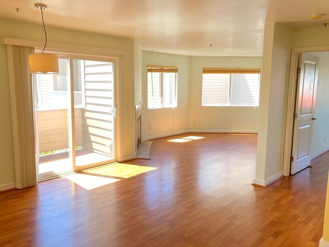 Luxury & Bright Top-floor in one of the sa... - Luxury & Bright Top-floor in one of the sa...