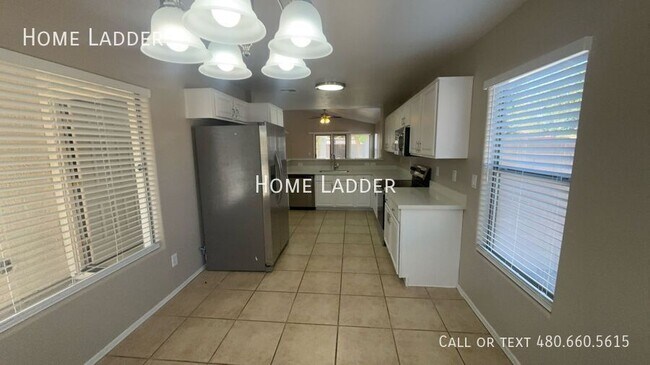 Building Photo - 15338 N 161st Dr