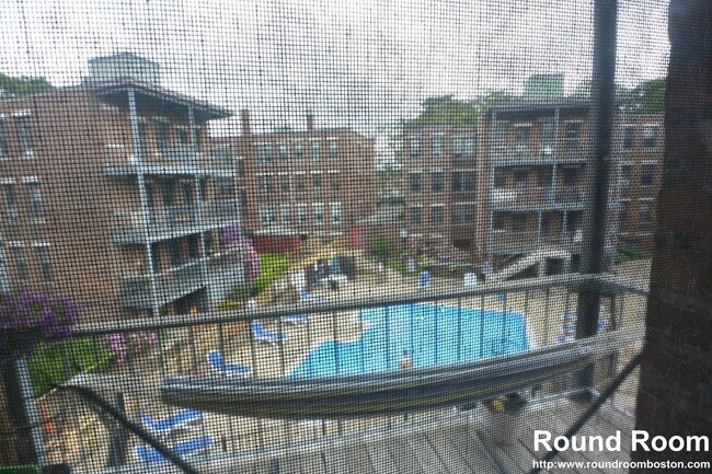 Foto del edificio - Nicest Apt for the BEST PRICE IN TOWN!  Sp...