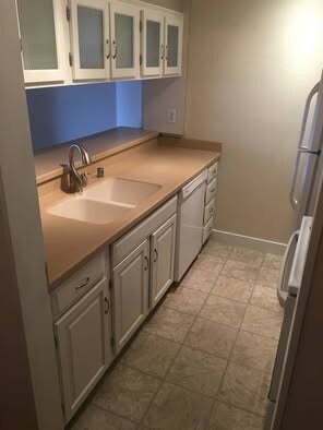 Foto del edificio - 2201 Romig Pl