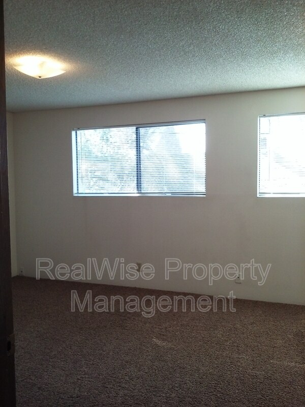 Foto del edificio - 401 NW B St