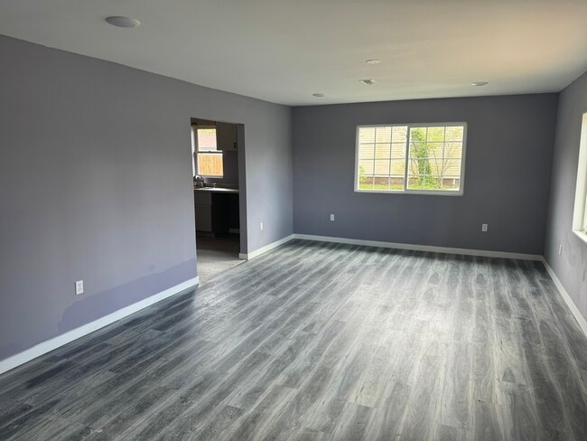 Building Photo - 1272 OH-131