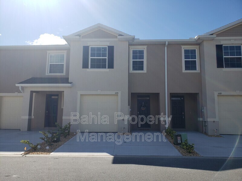 Primary Photo - 1081 Blue Jay Dr