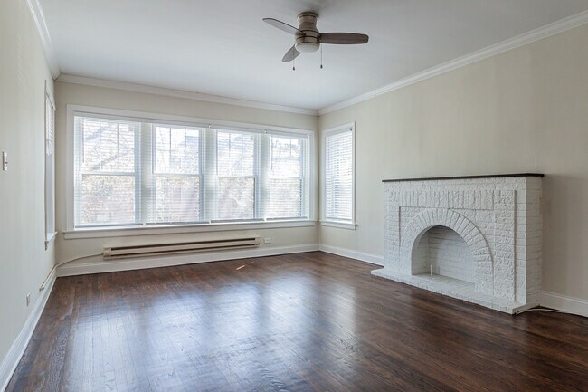 Building Photo - 1124 Maple Ave