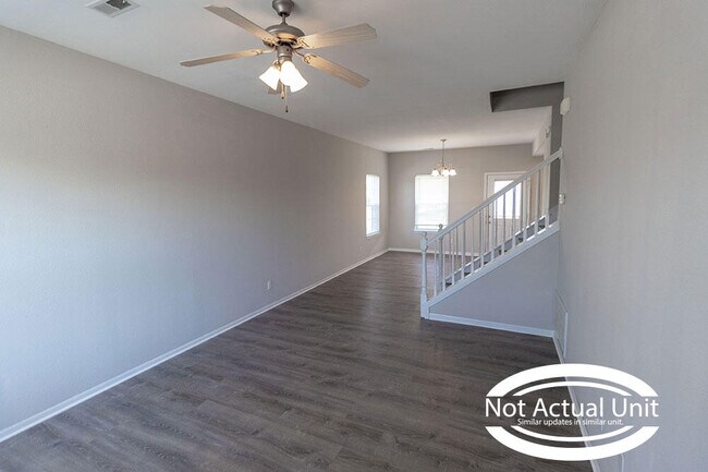 Foto del edificio - 5000 Derby Ridge Dr