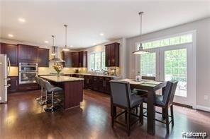 Foto del edificio - 17475 Briar Ridge Ln