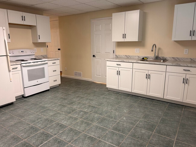 Foto del edificio - 2002 Fairbrook Ln