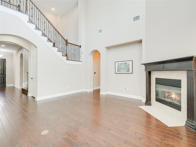 Building Photo - 14317 Laurinburg Dr
