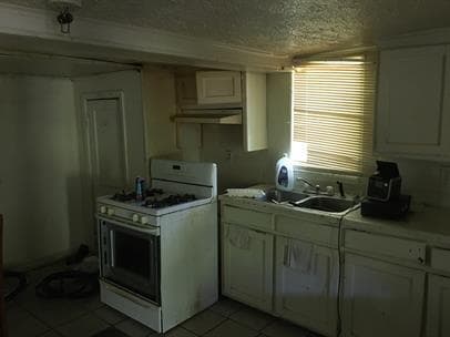 Building Photo - 1010 S 3rd St