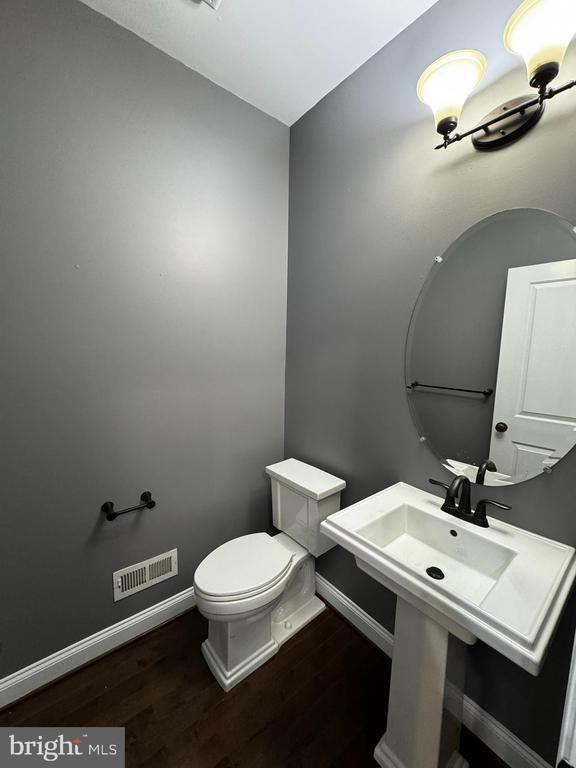 Foto del edificio - 4 Stonehaven Cir