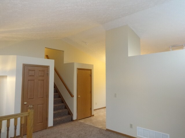 Building Photo - 5140 Hilliard Green Dr