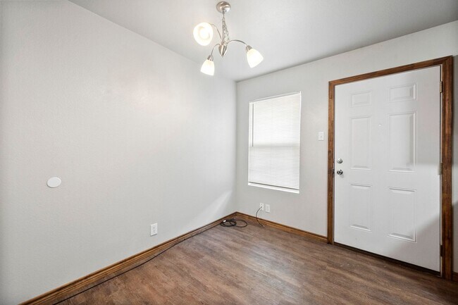 Foto del edificio - Piece of Quiet and Affordable