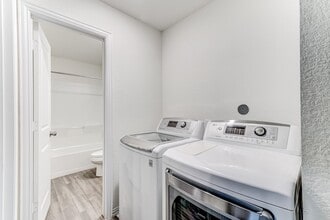 Building Photo - 7925 Way St