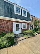 Building Photo - 944 Maryland Ave