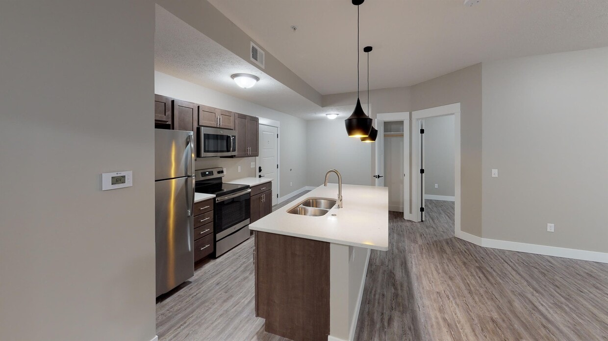 713 Legacy Dr Unit 10, Norfolk, NE 68701 Apartment for Rent in