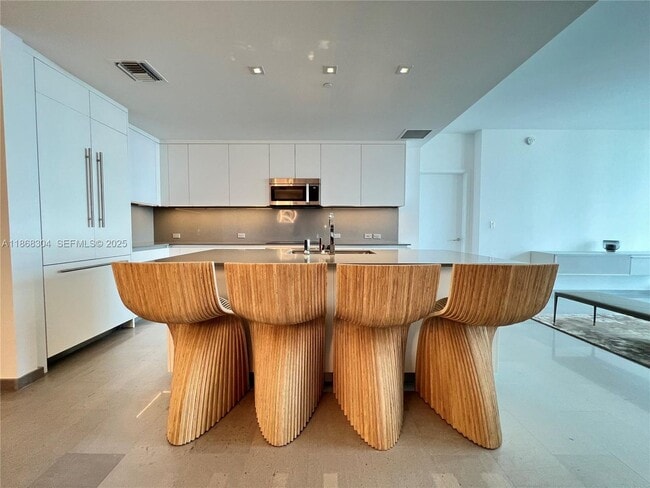 Photo - 68 SE 6th St House